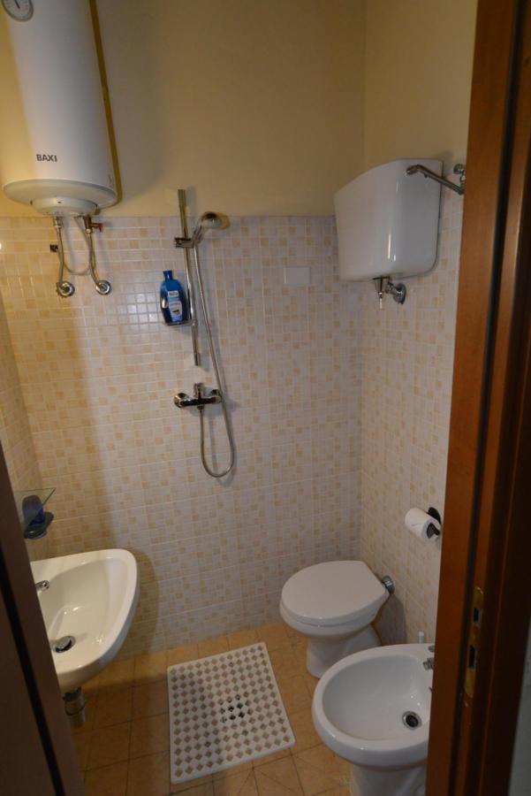 Via Della Posterna Apartment สโปเลโต ภายนอก รูปภาพ
