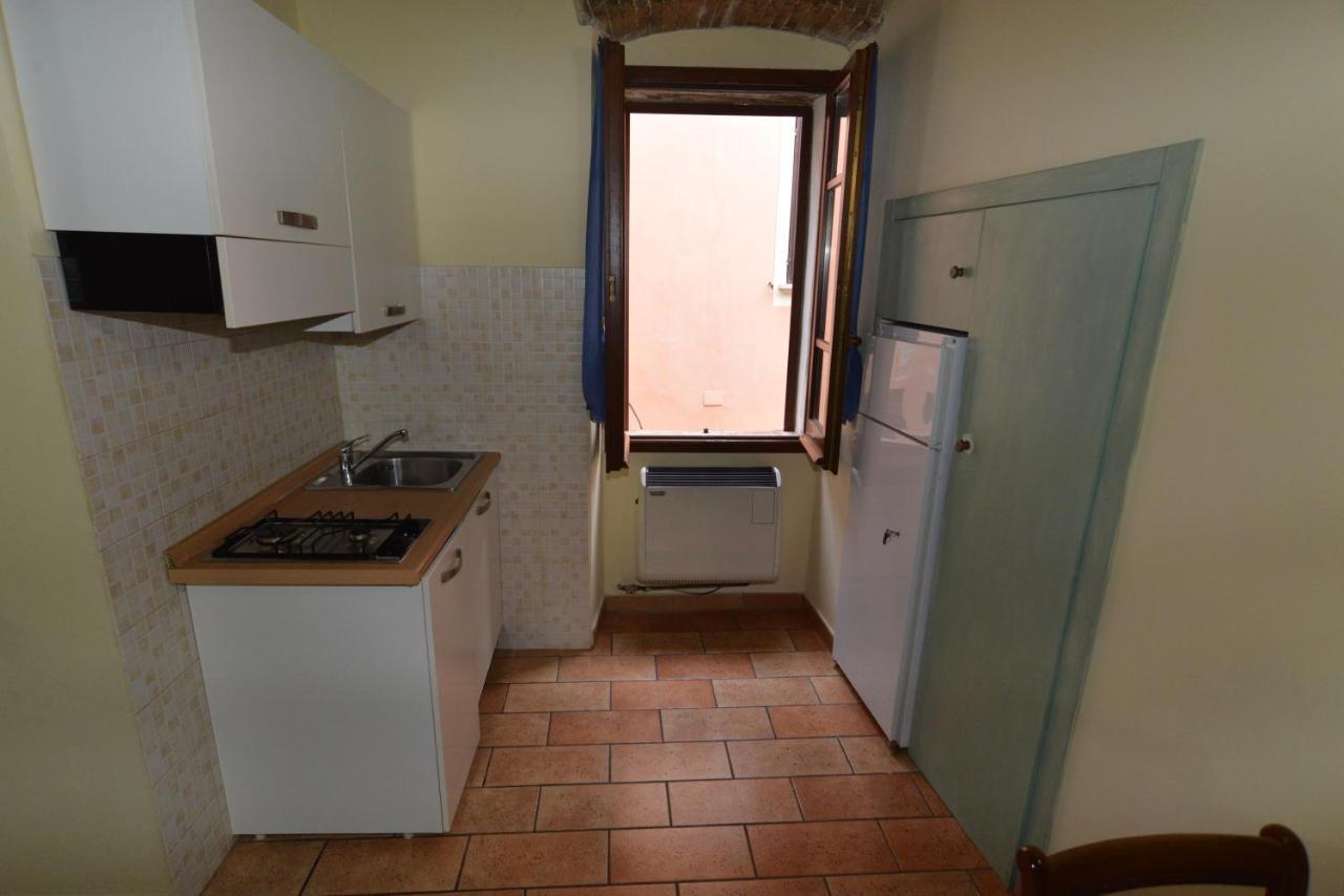 Via Della Posterna Apartment สโปเลโต ภายนอก รูปภาพ