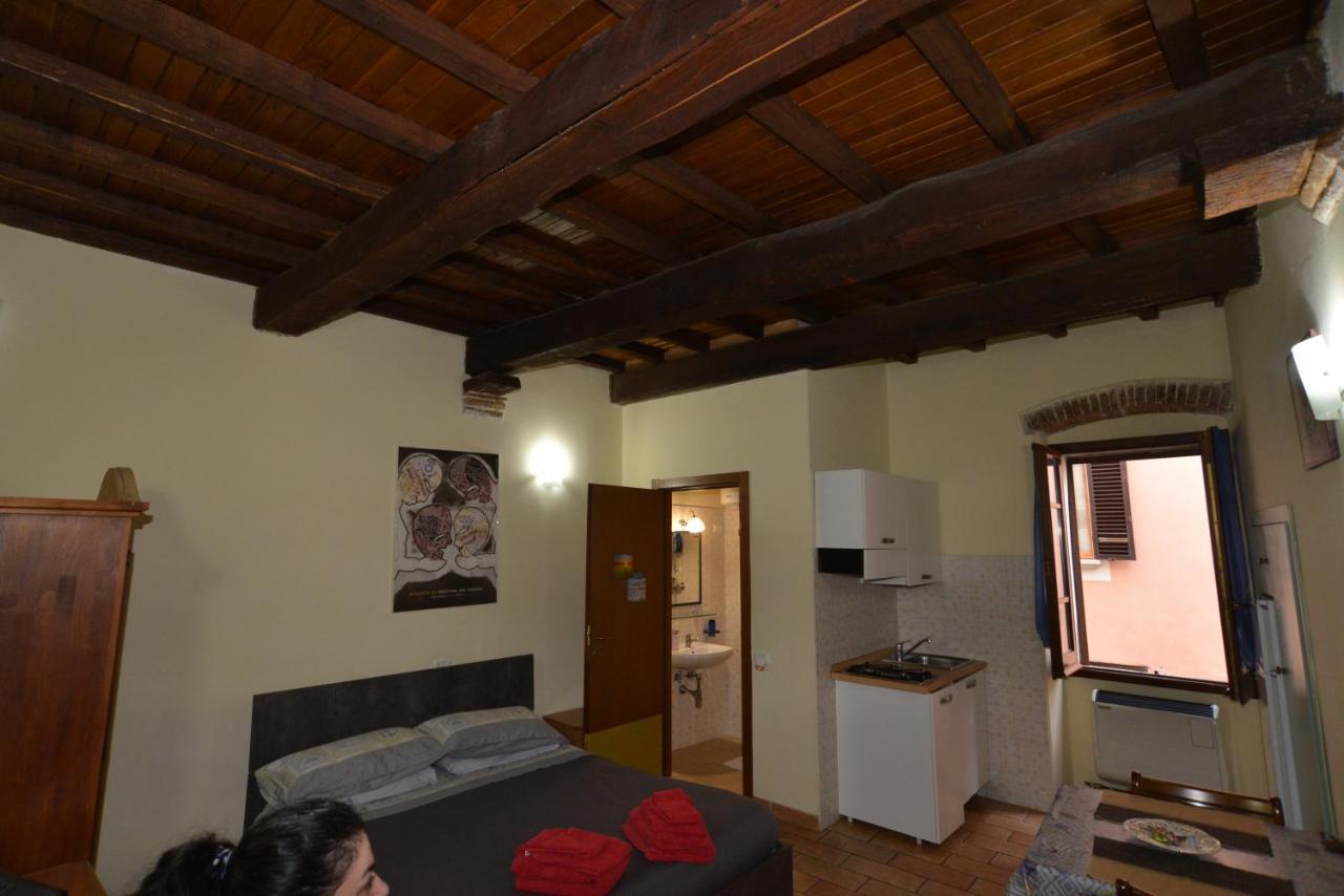 Via Della Posterna Apartment สโปเลโต ภายนอก รูปภาพ