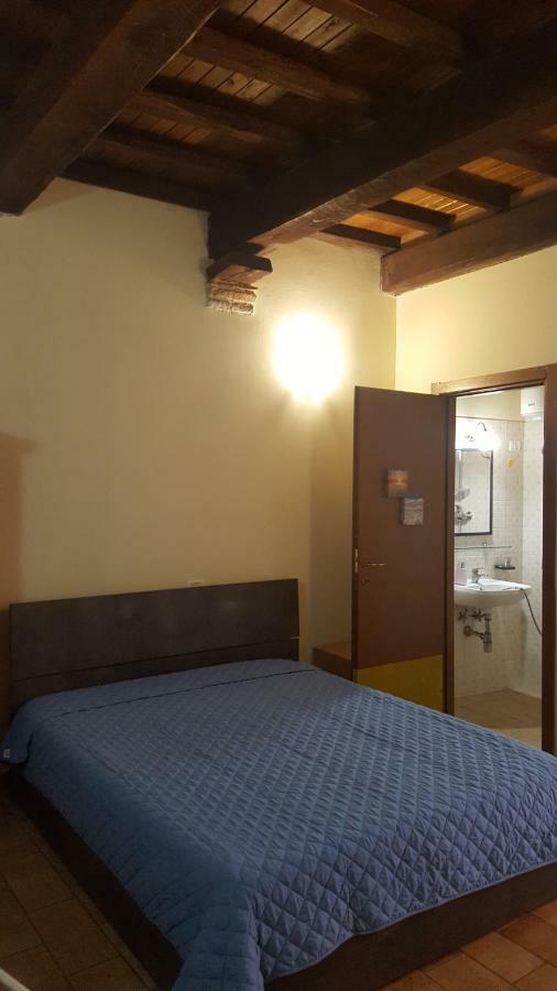 Via Della Posterna Apartment สโปเลโต ภายนอก รูปภาพ