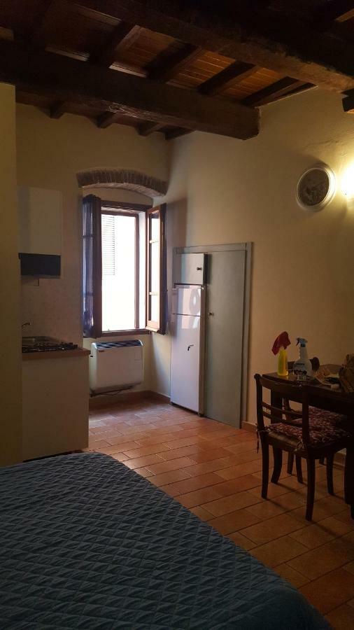 Via Della Posterna Apartment สโปเลโต ภายนอก รูปภาพ