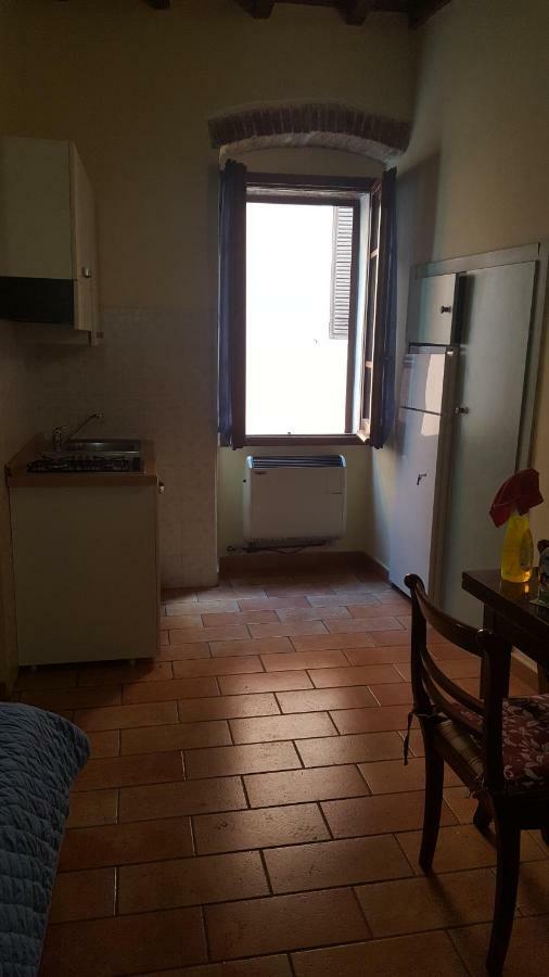 Via Della Posterna Apartment สโปเลโต ภายนอก รูปภาพ