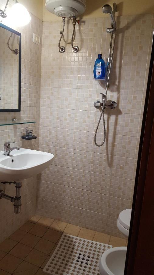Via Della Posterna Apartment สโปเลโต ภายนอก รูปภาพ